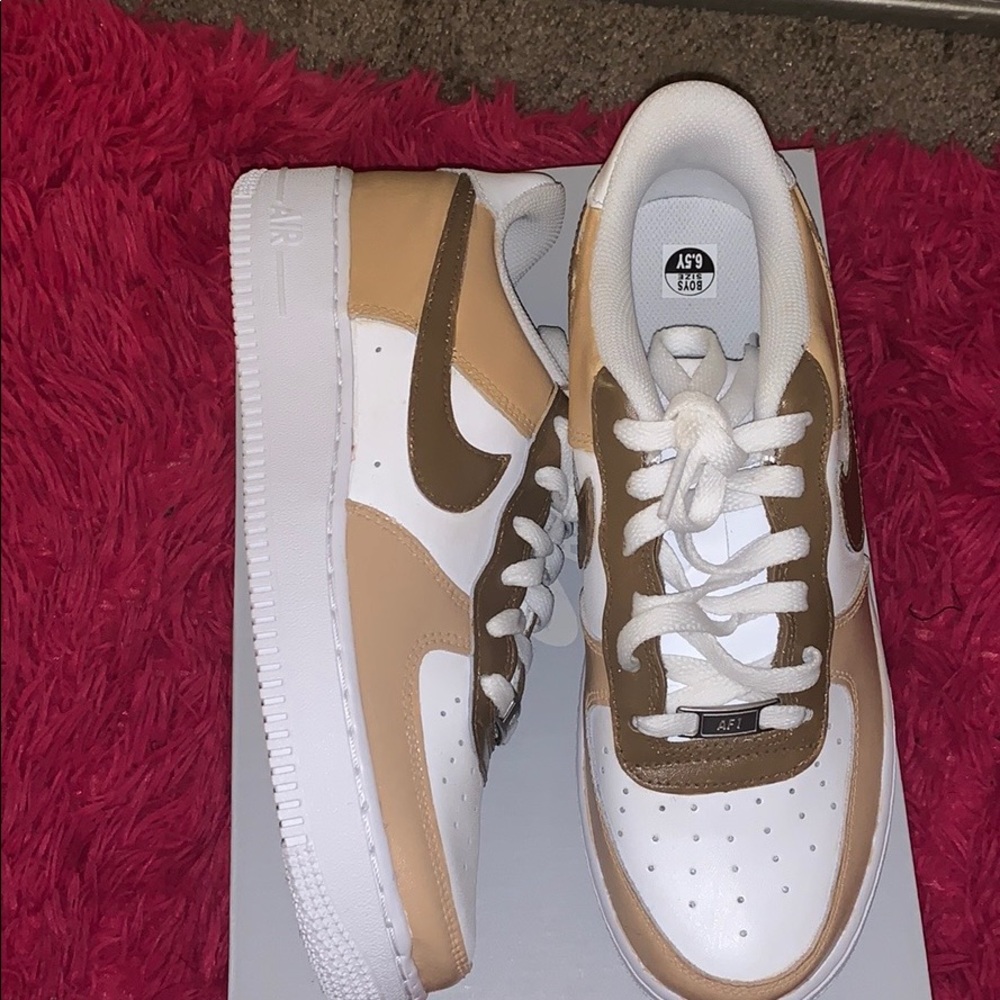 My first customs - Picture 2 of 3